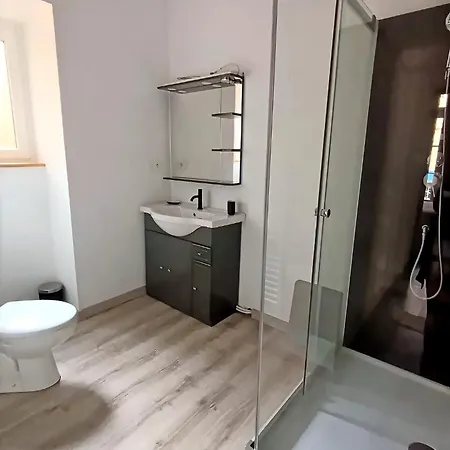 3, 1er étage, Large T2 Avec Terrasse Commune Apartamento Amélie-les-Bains-Palalda
