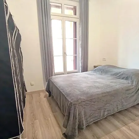 3, 1er étage, Large T2 Avec Terrasse Commune Amélie-les-Bains-Palalda